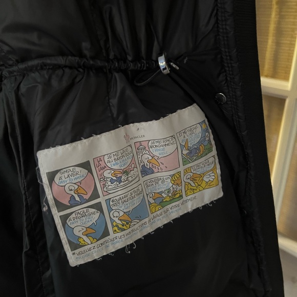 New Moncler Hirma Women's Elegant Black Puffer Jacket - Picture 14 of 15